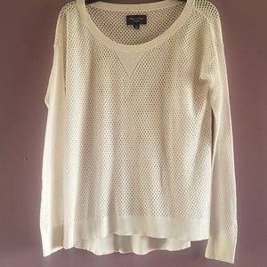 American Eagle M white mesh lightweight sweater